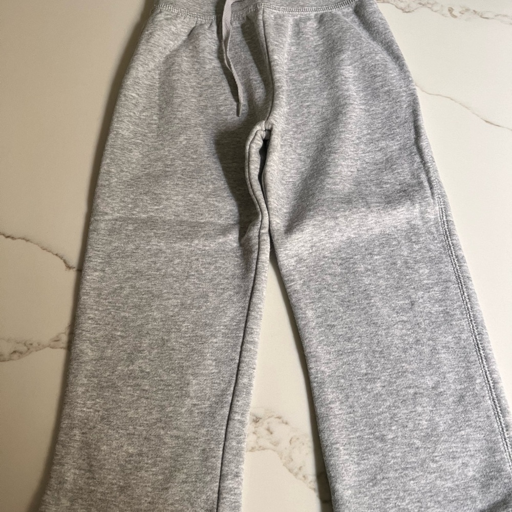 Sweatpants - Picture 5 of 12